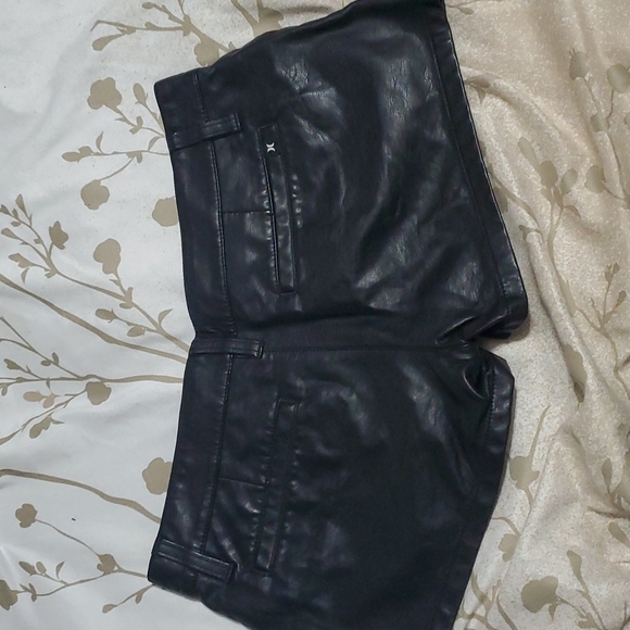 HURLEY brand black leather shorts. Size 3. - Picture 2 of 2